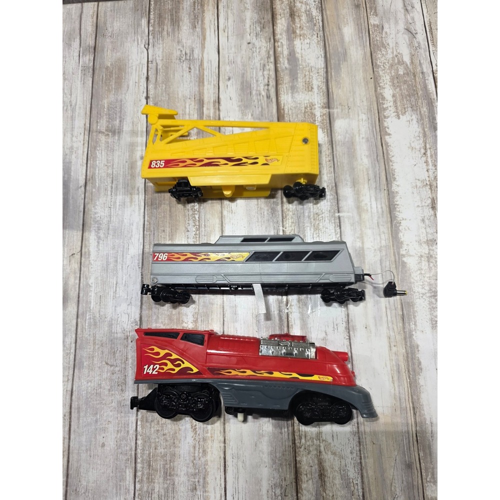 Hot Wheels Diecast Train Lot Engine Cars Red Grey Yellow Flame Decal 835 796 142